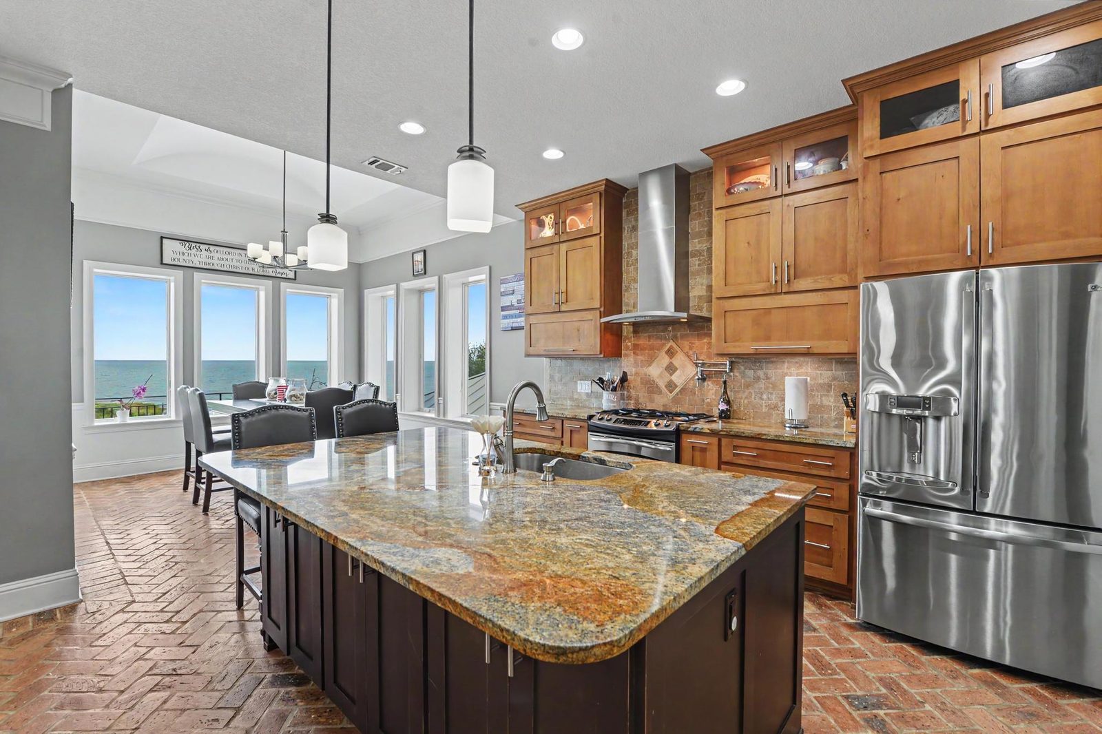 Kitchen with oversized island